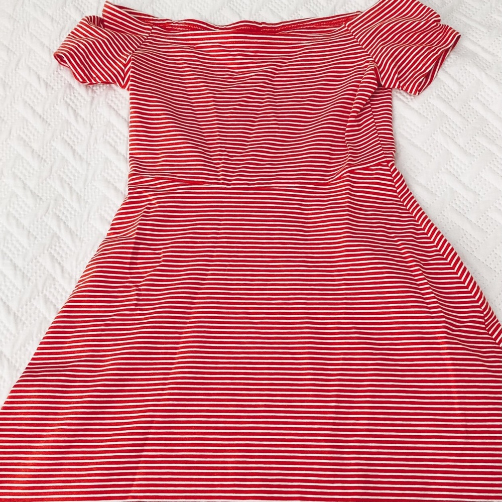 Old Navy Off Shoulder Red And White Striped Dress XS